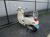 Vespa - snorscooter - lxv sienna 4t - scooter - afbeelding 2 van  11