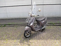 Vespa - snorscooter - lxv vie della moda 4t - scooter - afbeelding 5 van  12