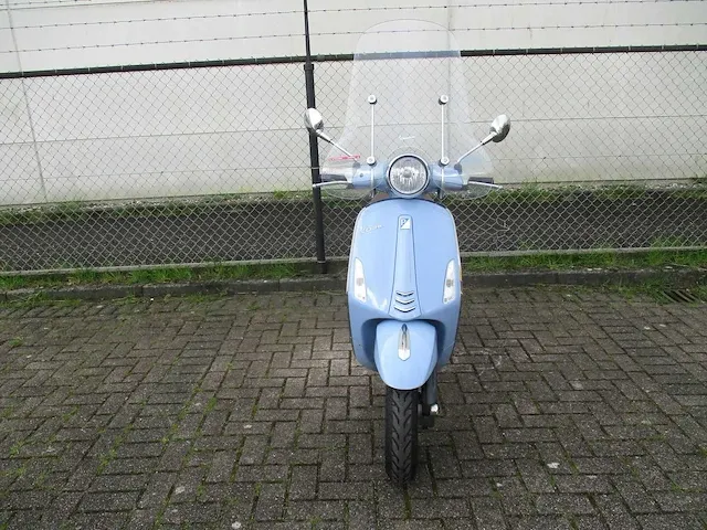 Vespa - snorscooter - primavera 4t - scooter - afbeelding 6 van  12
