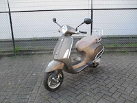 Vespa - snorscooter - primavera 4t - scooter - afbeelding 4 van  11