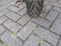 Vespa - snorscooter - primavera 4t - scooter - afbeelding 11 van  11
