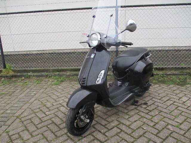 Vespa - snorscooter - primavera 4t - scooter - afbeelding 4 van  11