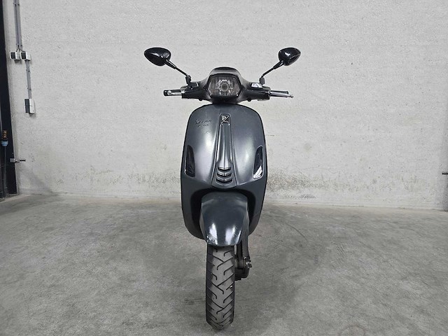 Vespa - snorscooter - sprint 4t - 25km uitvoering dgp06b - afbeelding 4 van  8