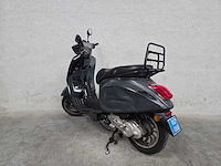 Vespa - snorscooter - sprint 4t - 25km uitvoering dgp06b - afbeelding 6 van  8