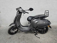 Vespa - snorscooter - sprint 4t - 25km uitvoering dhz96b - afbeelding 1 van  7