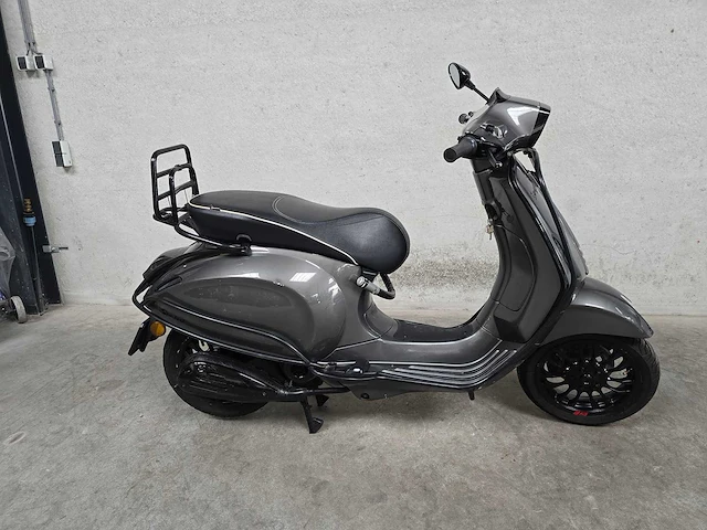 Vespa - snorscooter - sprint 4t - 25km uitvoering dhz96b - afbeelding 4 van  7