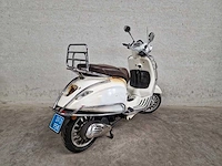 Vespa - snorscooter - sprint 4t - 4t 25km uitvoering dfd95k - afbeelding 6 van  8