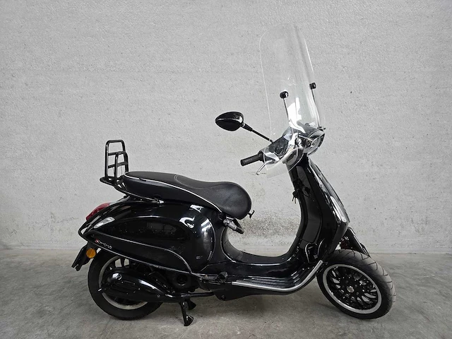 Vespa - snorscooter - sprint 4t - 4t 25km uitvoering dlt98j - afbeelding 2 van  7