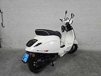 Vespa - snorscooter - sprint 50 - 4t 25km uitvoering dsl20z - afbeelding 5 van  7