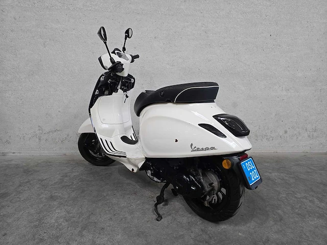 Vespa - snorscooter - sprint 50 - 4t 25km uitvoering dsl20z - afbeelding 6 van  7