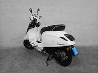 Vespa - snorscooter - sprint 50 - 4t 25km uitvoering dsl20z - afbeelding 6 van  7