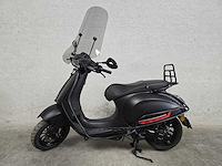 Vespa - snorscooter - sprint 50 - 4t 25km uitvoering dsn15r - afbeelding 1 van  9