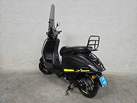 Vespa - snorscooter - sprint 50 - 4t 25km uitvoering dsn44f - afbeelding 6 van  7