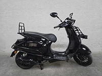 Vespa - snorscooter - sprint 50 - 4t 25km uitvoering fbk64g - afbeelding 2 van  9