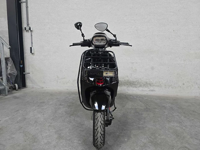 Vespa - snorscooter - sprint 50 - 4t 25km uitvoering fbk64g - afbeelding 4 van  9