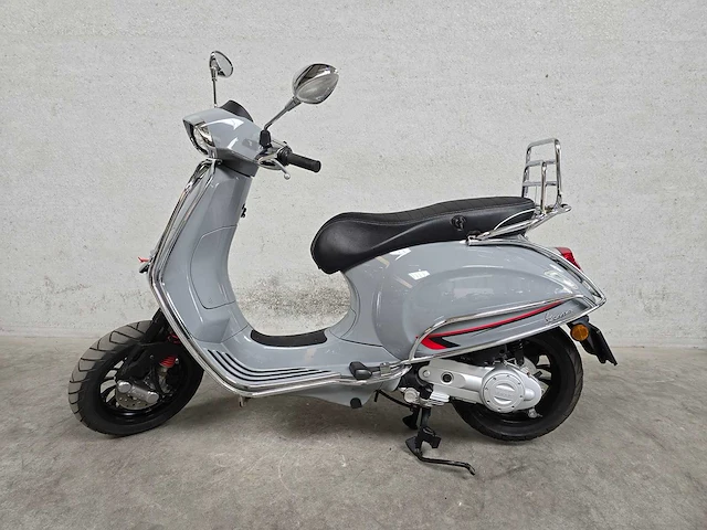 Vespa - snorscooter - sprint 50 - 4t 25km uitvoering fdl65r - afbeelding 1 van  7