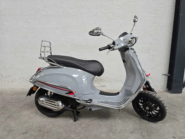 Vespa - snorscooter - sprint 50 - 4t 25km uitvoering fdl65r - afbeelding 2 van  7