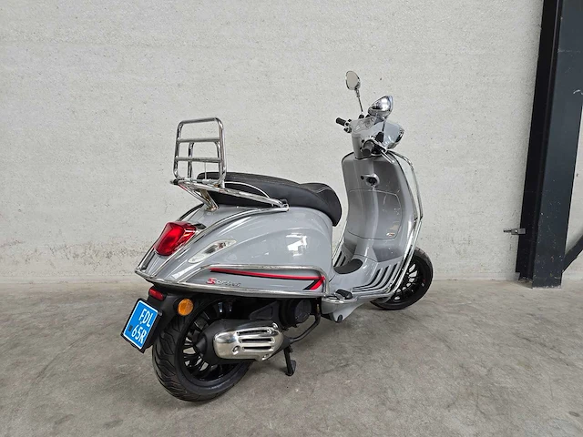 Vespa - snorscooter - sprint 50 - 4t 25km uitvoering fdl65r - afbeelding 5 van  7