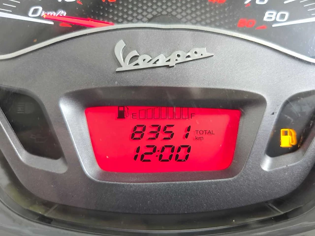 Vespa - snorscooter - sprint 50 - 4t 25km uitvoering fdl65r - afbeelding 7 van  7