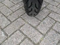 Vespa - snorscooter - sprint 50 injectie - scooter - afbeelding 11 van  11
