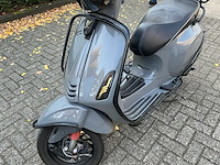 Vespa - sprint - scooter - afbeelding 29 van  29