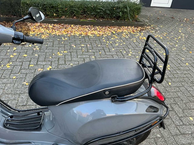 Vespa - sprint - scooter - afbeelding 3 van  29
