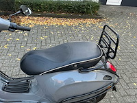 Vespa - sprint - scooter - afbeelding 3 van  29