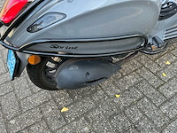 Vespa - sprint - scooter - afbeelding 9 van  29
