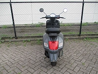 Vespa gt 125 - motorscooter - 125cc - motorfiets - afbeelding 10 van  11