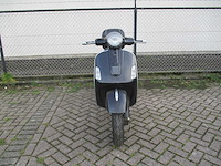 Vespa gts - motorscooter - 125ie - motorfiets - afbeelding 5 van  11