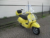 Vespa gts 125 - motorscooter - full options - motorfiets - afbeelding 7 van  11