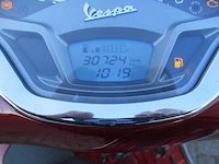 Vespa gts 300 - motorscooter - touring abs - motorfiets - afbeelding 3 van  11