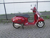 Vespa gts 300 - motorscooter - touring abs - motorfiets - afbeelding 8 van  11