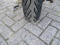 Vespa gts 300 - motorscooter - touring abs - motorfiets - afbeelding 11 van  11