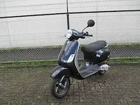 Vespa lx 50 - bromscooter - 2 tact - scooter - afbeelding 5 van  12