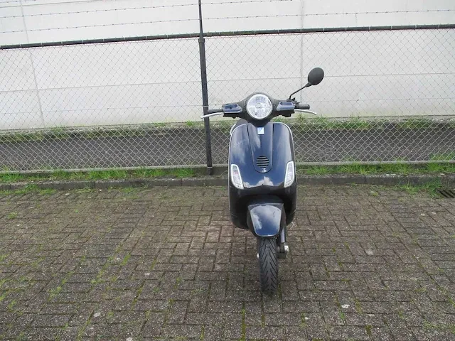 Vespa lx 50 - bromscooter - 2 tact - scooter - afbeelding 6 van  12