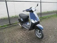 Vespa lx 50 - bromscooter - 2 tact - scooter - afbeelding 8 van  12