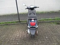 Vespa lx 50 - bromscooter - 2 tact - scooter - afbeelding 11 van  12