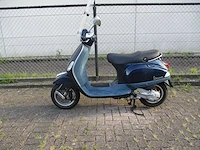 Vespa lx 50 - snorscooter - s 4t sport - scooter - afbeelding 1 van  11