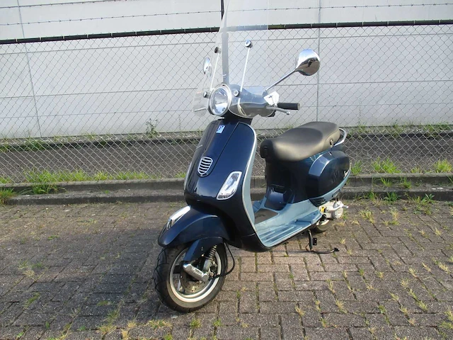 Vespa lx 50 - snorscooter - s 4t sport - scooter - afbeelding 2 van  11