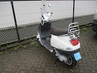 Vespa lx 50 - snorscooter - scooter - afbeelding 2 van  11