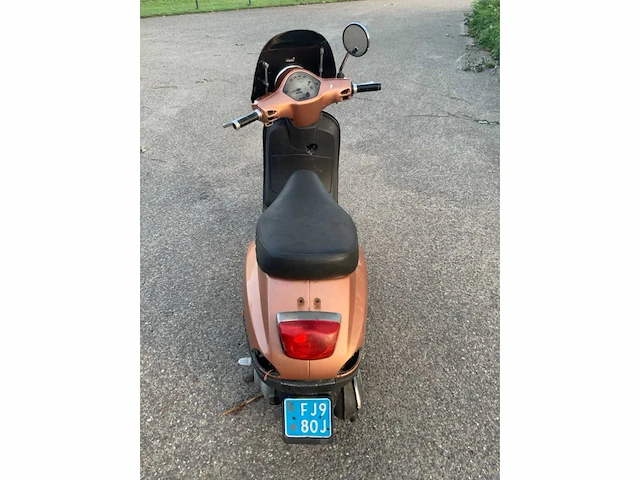 Vespa lx50 4t scooter - afbeelding 8 van  8