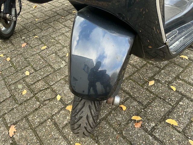 Vespa lx50 scooter (3x) - afbeelding 5 van  30
