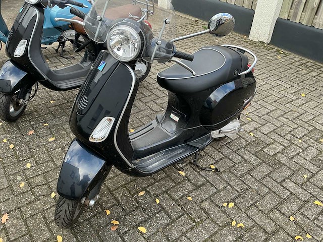 Vespa lx50 scooter (3x) - afbeelding 30 van  30