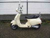 Vespa lxv 50 - snorscooter - scooter - afbeelding 1 van  11