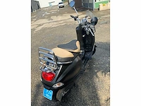 Vespa piaggio lxv scooter - afbeelding 5 van  14
