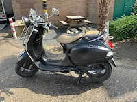 Vespa piaggio lxv scooter - afbeelding 8 van  14