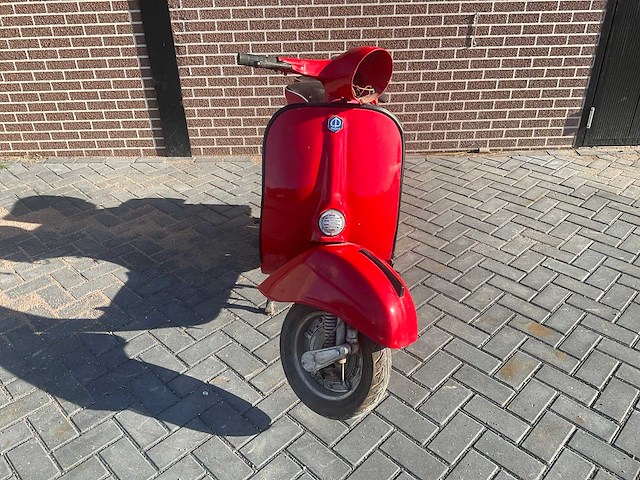 Vespa piaggio oldtimer scooter - afbeelding 6 van  13