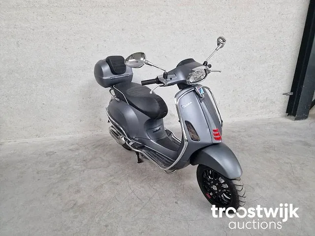 Vespa snorscooter sprint 4t 25km scooter - afbeelding 3 van  6