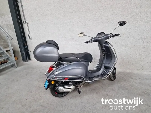 Vespa snorscooter sprint 4t 25km scooter - afbeelding 6 van  6